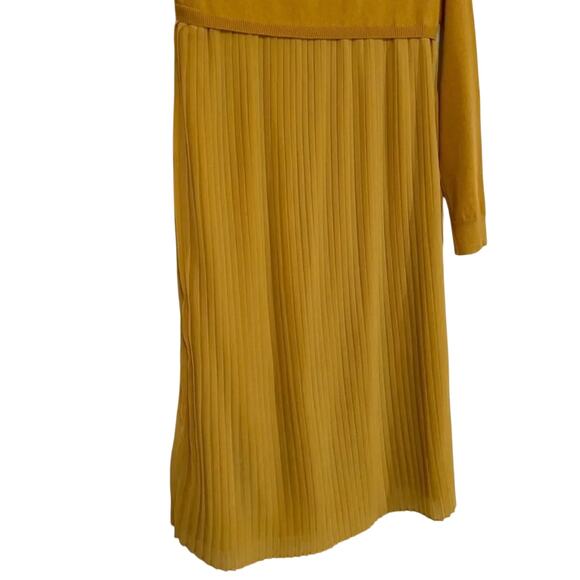 English Factory Pleated Dress With Long Sleeve Faux Sweater Size S New with Tag - Picture 7 of 13
